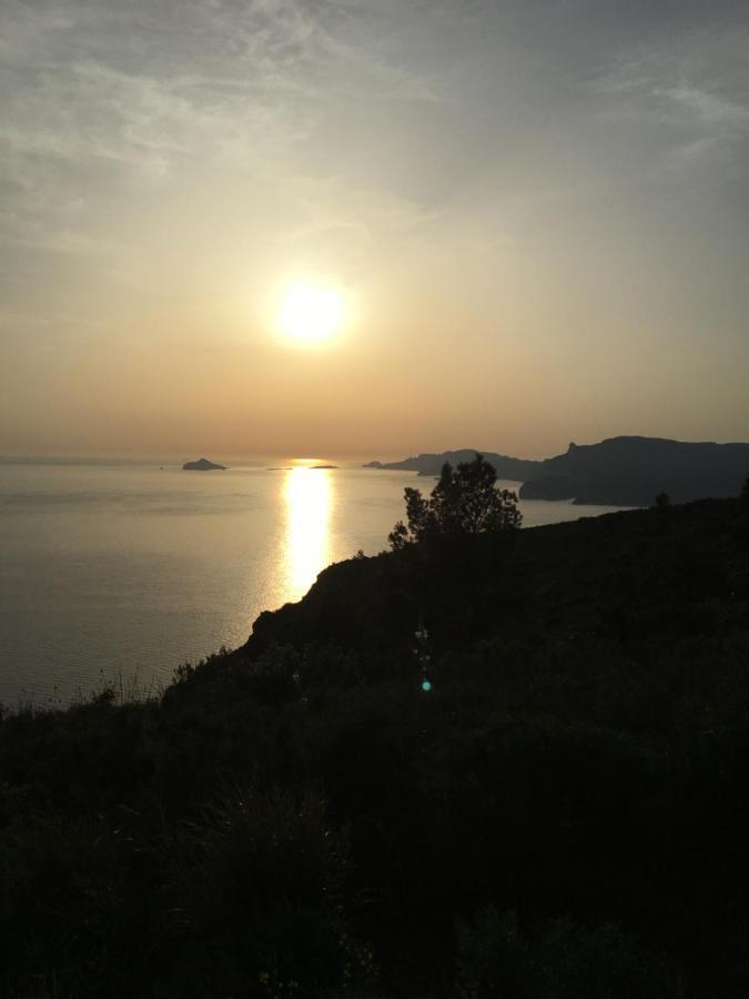 Studio Rocher Bleu Pres Des Plages - Soleil Levant La Ciotat Exteriér fotografie